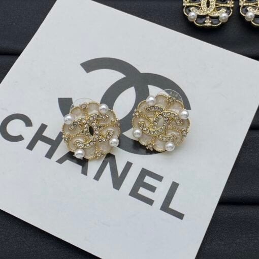 New Chanel new earrings - Image 3