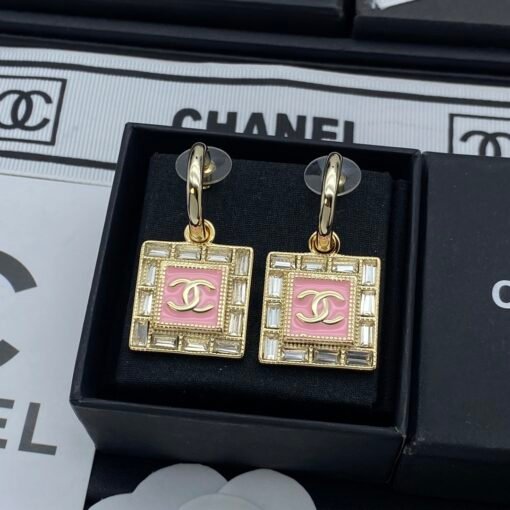 Chanel new earrings - Image 3