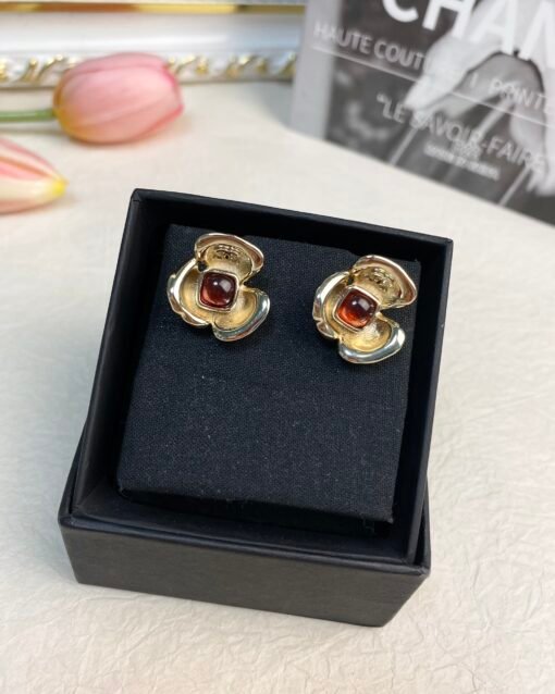 Chanel new style amber square diamond camellia earrings