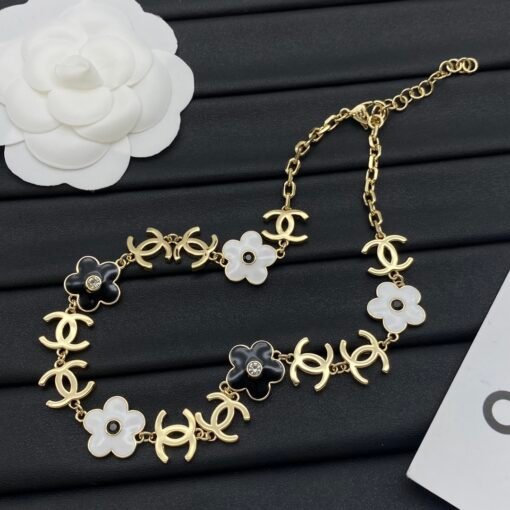 Chanel new necklace - Image 4