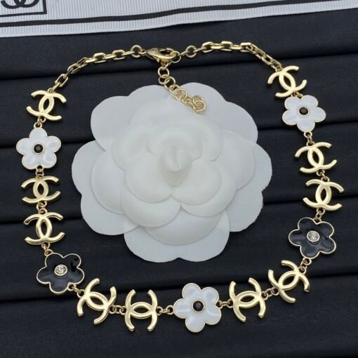 Chanel new necklace - Image 2