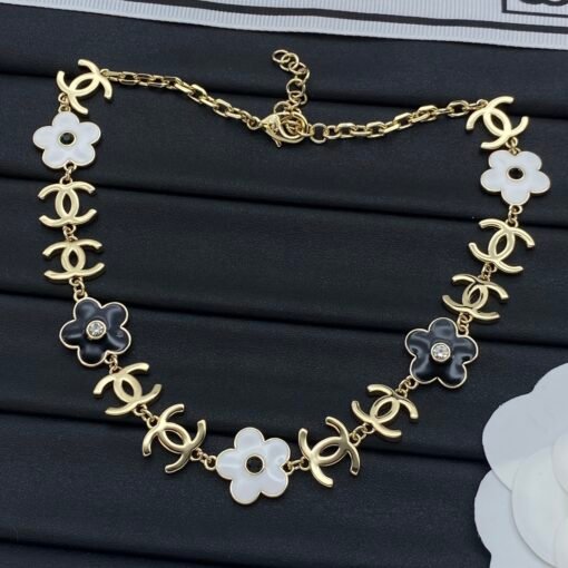 Chanel new necklace - Image 3