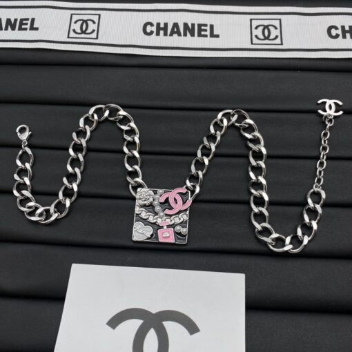 Chanel new necklace - Image 5