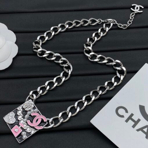 Chanel new necklace - Image 4