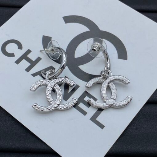 Chanel new earrings - Image 6