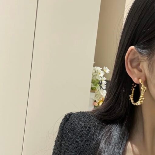 CHANE Chanel new special shape round diamond leaf semi-circle half-diamond earrings - Image 5