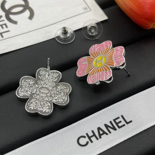 Chanel new earrings - Image 5