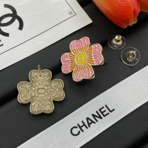 Chanel new earrings - Image 4