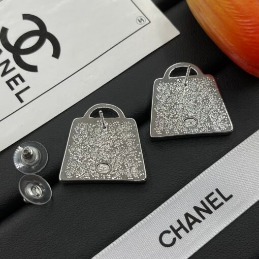 Chanel new earrings - Image 6