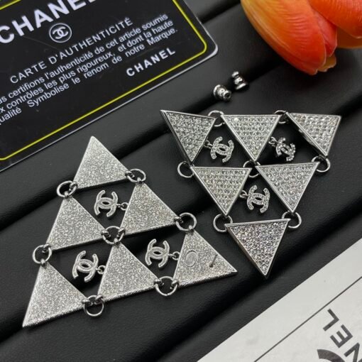 Chanel new earrings - Image 5