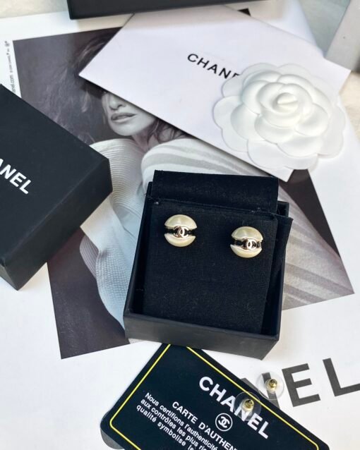 CHANE Chanel 24s golden pearl ball black small pearl earrings - Image 2