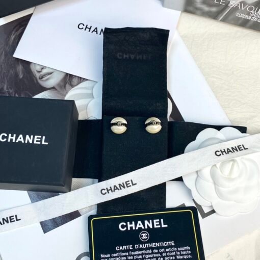 CHANE Chanel 24s golden pearl ball black small pearl earrings - Image 4