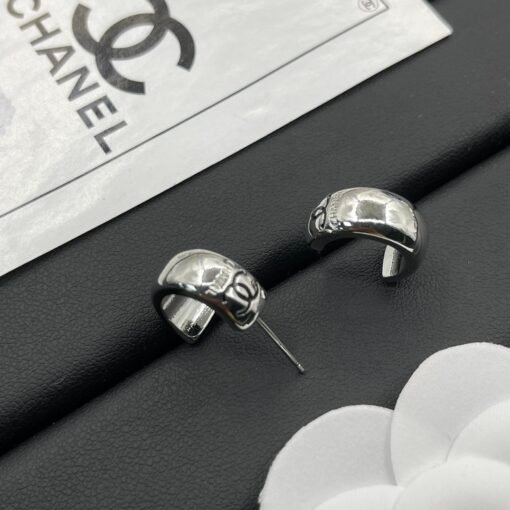 Chanel earrings - Image 6