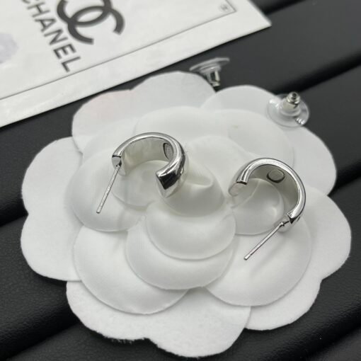 Chanel earrings - Image 3