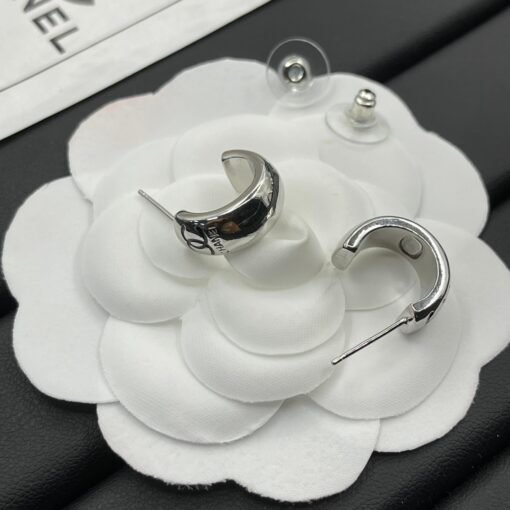 Chanel earrings - Image 2