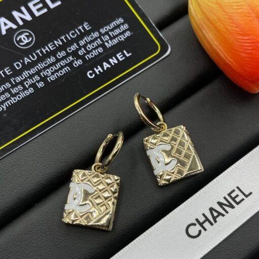Chanel earrings - Image 2
