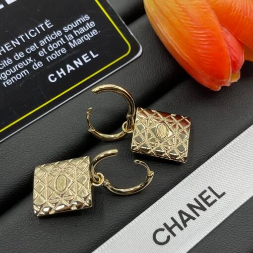 Chanel earrings - Image 6