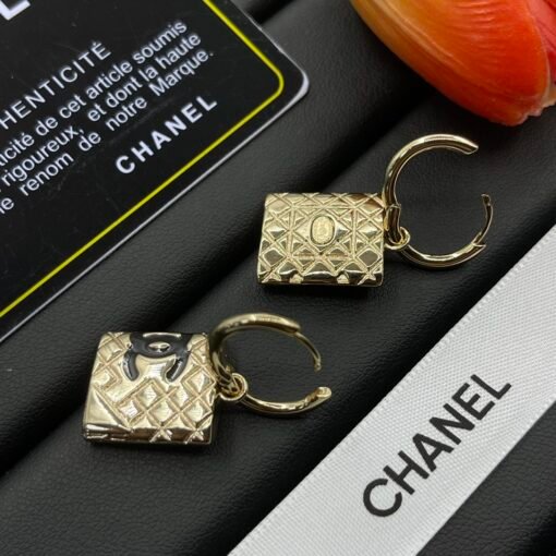 Chanel earrings - Image 5
