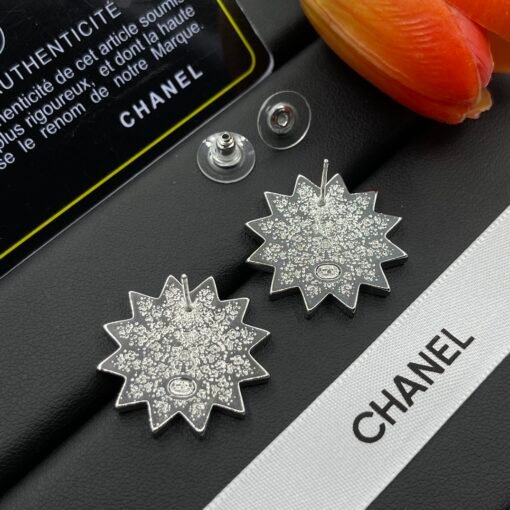 Chanel earrings - Image 6