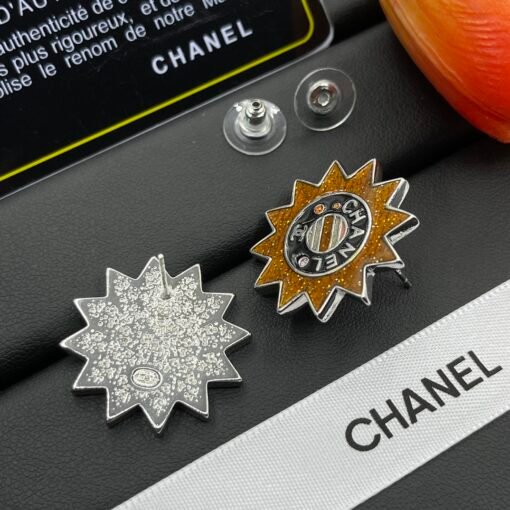 Chanel earrings - Image 4
