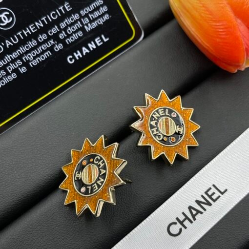 Chanel earrings - Image 3
