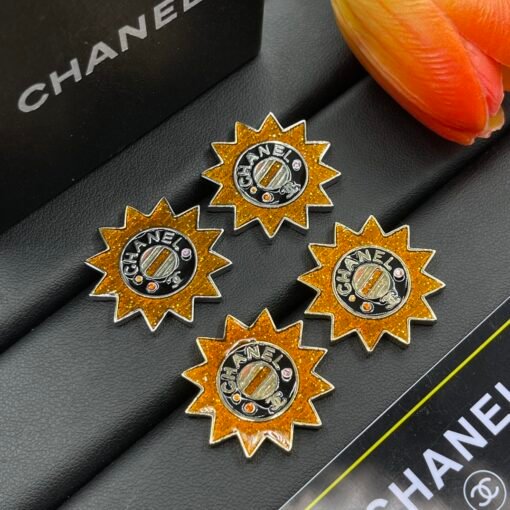 Chanel earrings - Image 7