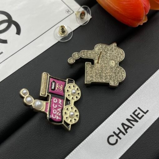 Chanel earrings - Image 4