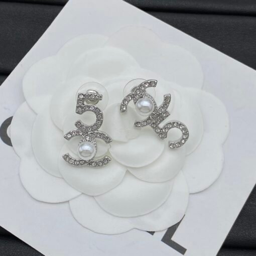 New Chanel new earrings - Image 5
