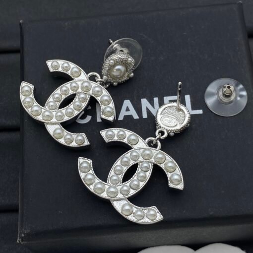 Chanel new stud earrings - Image 6
