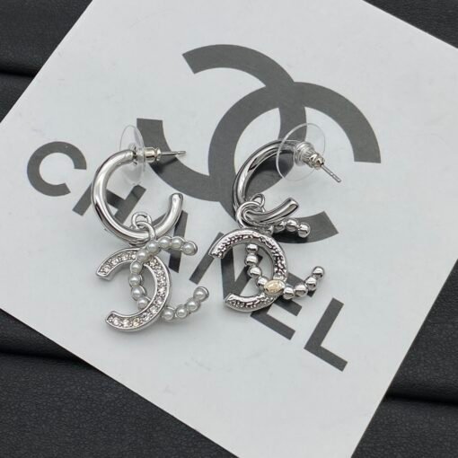 Chanel new earrings - Image 5