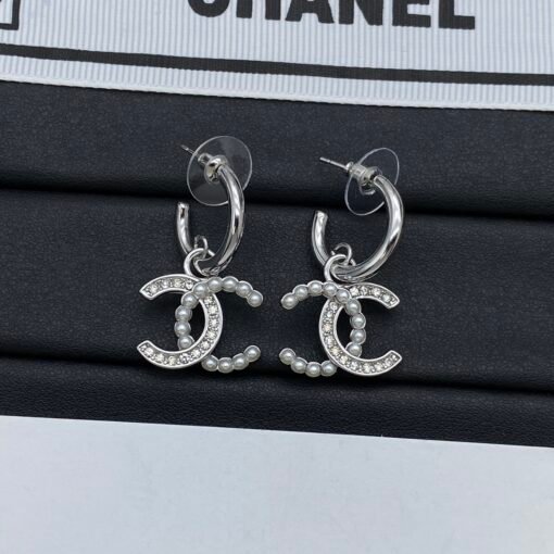Chanel new earrings - Image 4