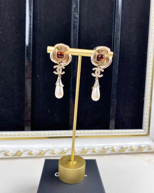 Chanel new style, red zircon inlay, camellia, water drop earrings - Image 6