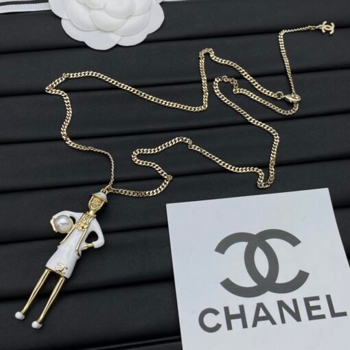 Chanel new necklace - Image 2