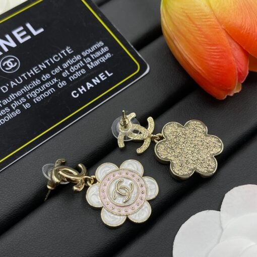 Chanel earrings - Image 4