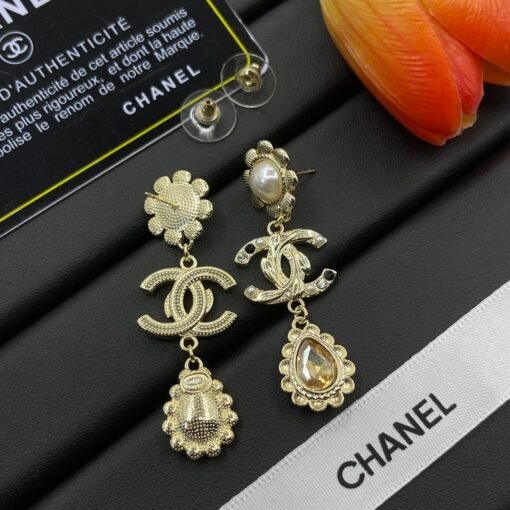 Chanel earrings - Image 5