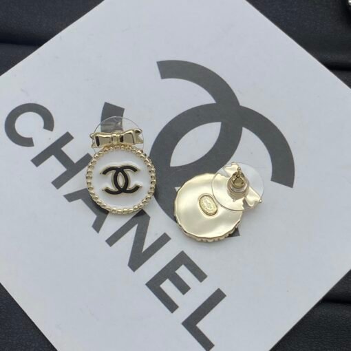 Chanel new earrings - Image 3