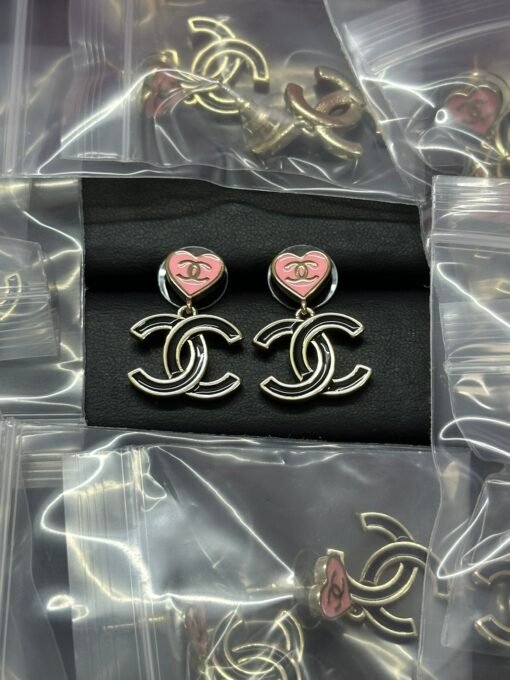 Chanel new pink love paired double c earrings