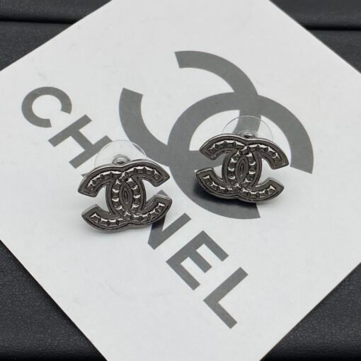 Chanel new earrings - Image 3
