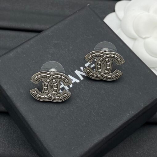Chanel new earrings - Image 5