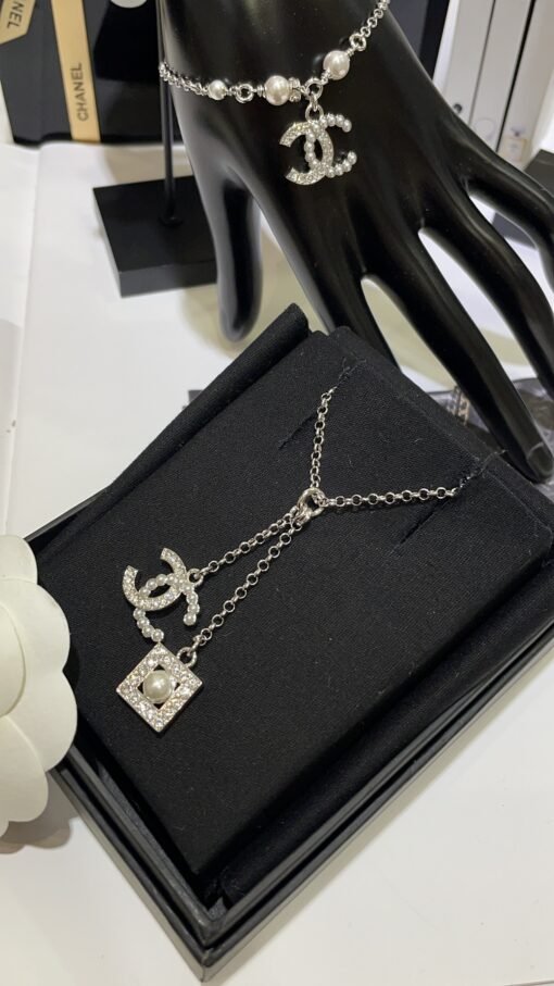 Double pendant style arrived today
 24s new pearl rhinestone hollow square double C silver necklace - Image 4