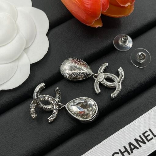 Chanel earrings - Image 5