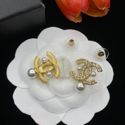 Chanel earrings - Image 5