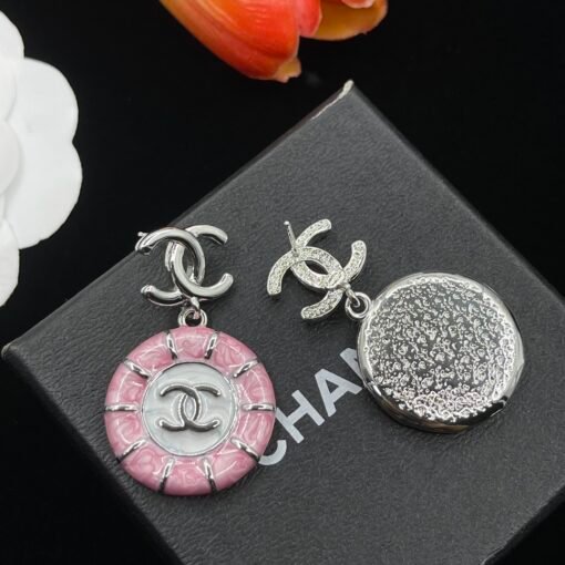 Chanel earrings - Image 4