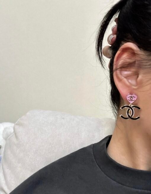 Chanel new style pink enamel peach heart black double C
 Pendant earrings - Image 5