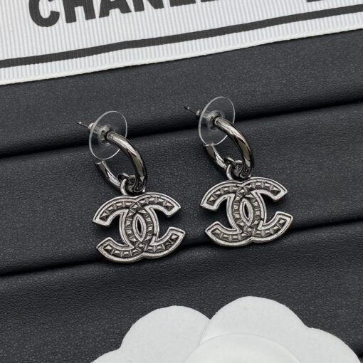 New Chanel new earrings - Image 4