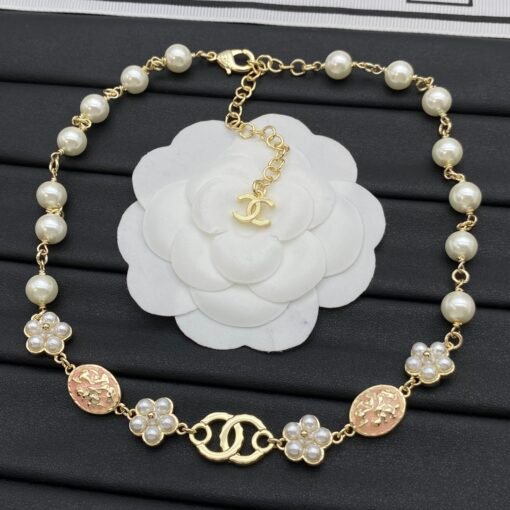 Chanel new necklace - Image 2