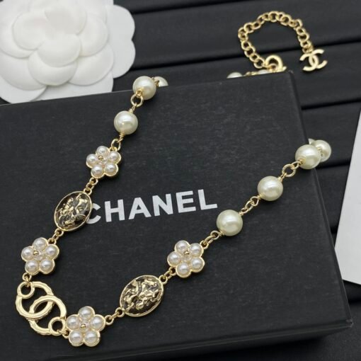 Chanel new necklace - Image 6