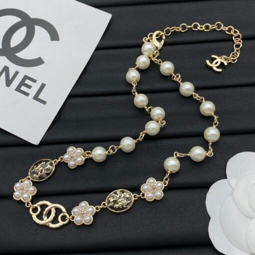 Chanel new necklace - Image 3