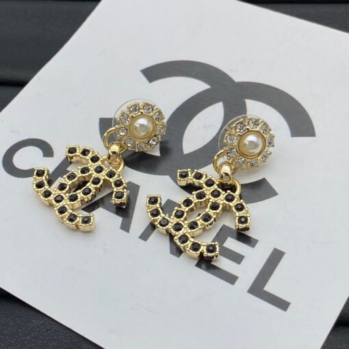 Chanel new earrings - Image 3