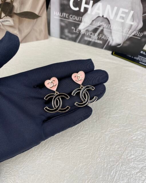 Chanel new style pink enamel peach heart black double C
 Pendant earrings - Image 2